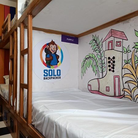 Solo Backpacker Hostel มุมไบ ภายนอก รูปภาพ